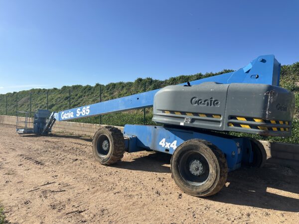 Elevador Genie Boom S-85